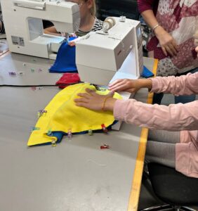 Nähen im Atelier très petit im Wendlerareal
